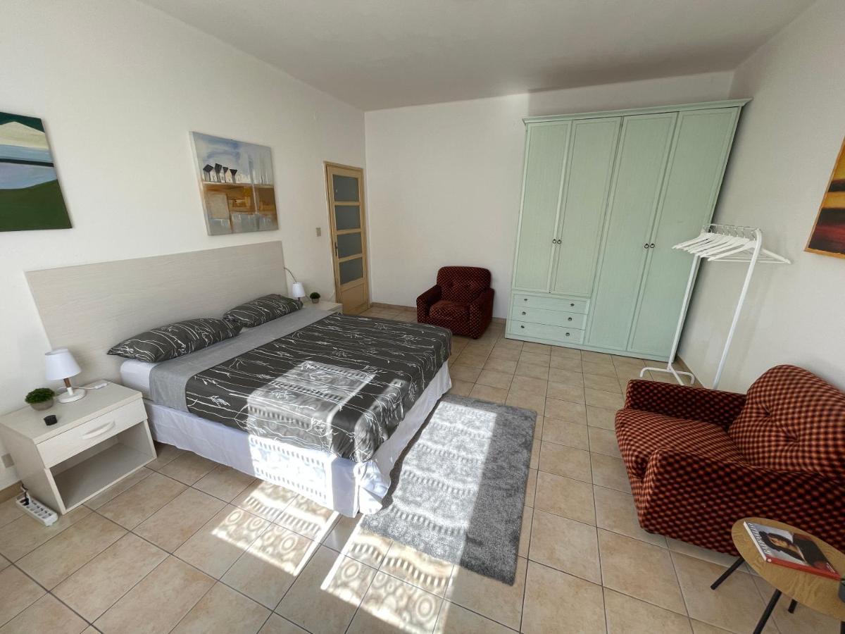 House Of Poet Wide Apartment In The City Center อัสตี ภายนอก รูปภาพ